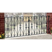 Expandable gates hotsell for driveways